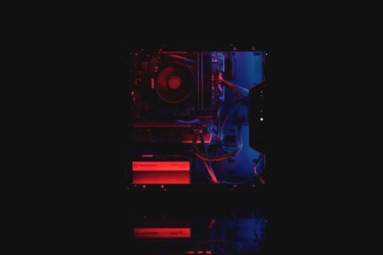 自作PCを起動しても画面が映らないときの原因・対処法を詳しく解説 パソコン博士の知恵袋 自作PCを起動しても画面が映らないときの原因・対処法を詳しく解説 パソコン博士の知恵袋